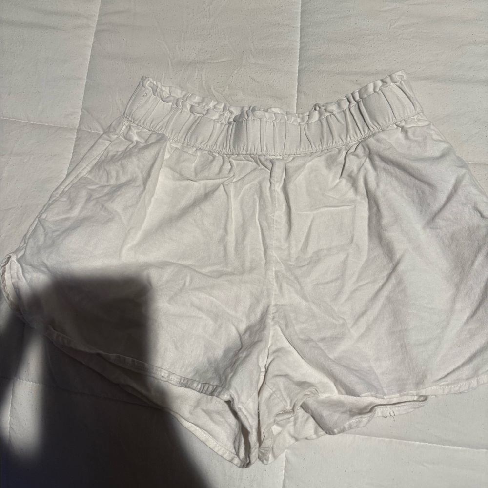 Universal Thread High Waist White Shorts
